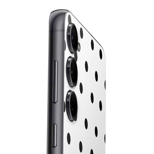 White and Black Polka Dots Galaxy S25 Skin